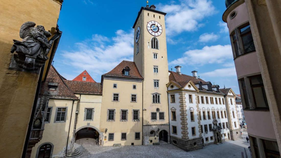 Hotel Platin Regensburg Bagian luar foto