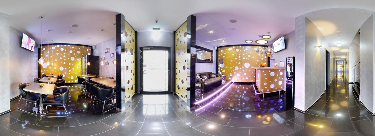Hotel Platin Regensburg Bagian luar foto